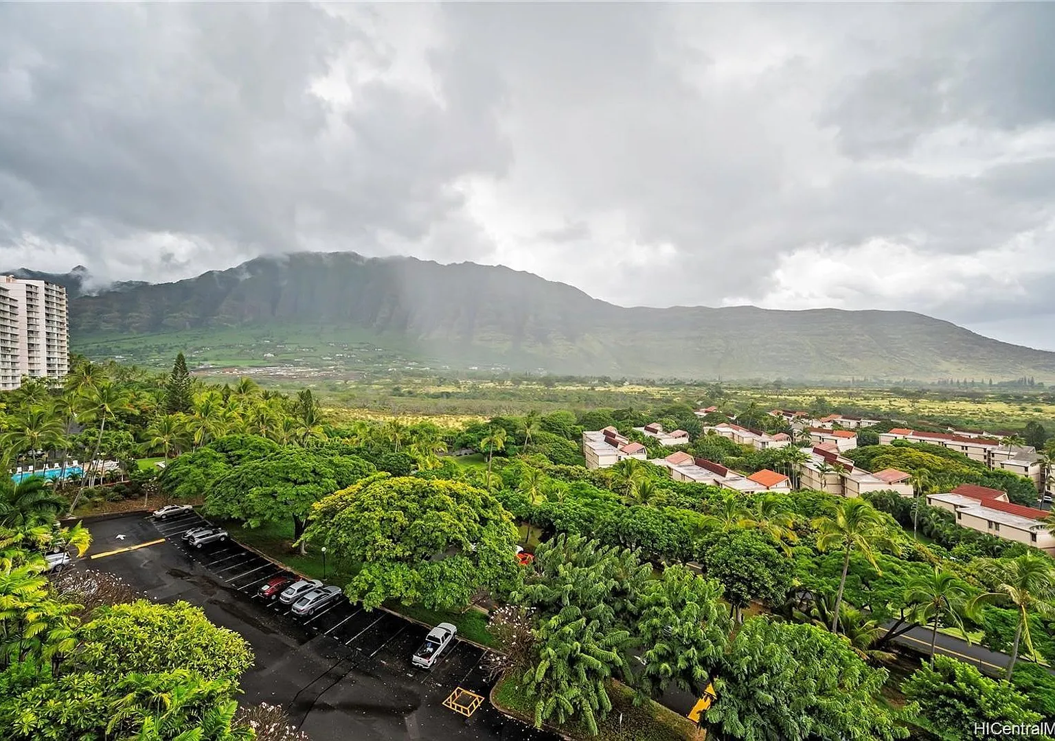 Makaha Valley Towers Furnished Studio — Photo 3