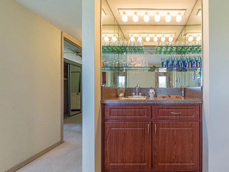 3939 Ocean Dr #201B — Photo 27