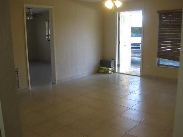 5841 N Farragut Dr — Photo 14