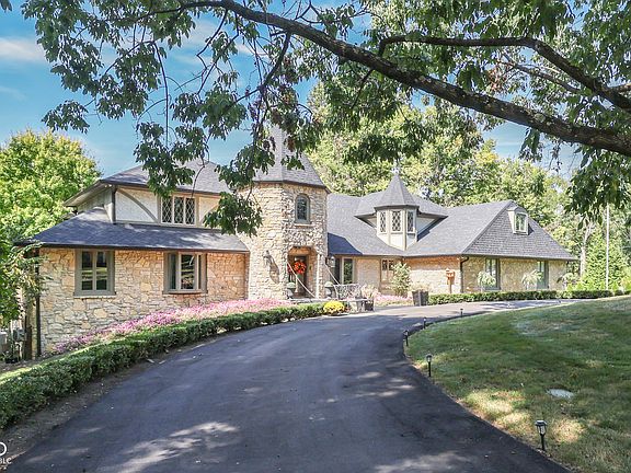 3rd image of 344 Lawnwood Dr