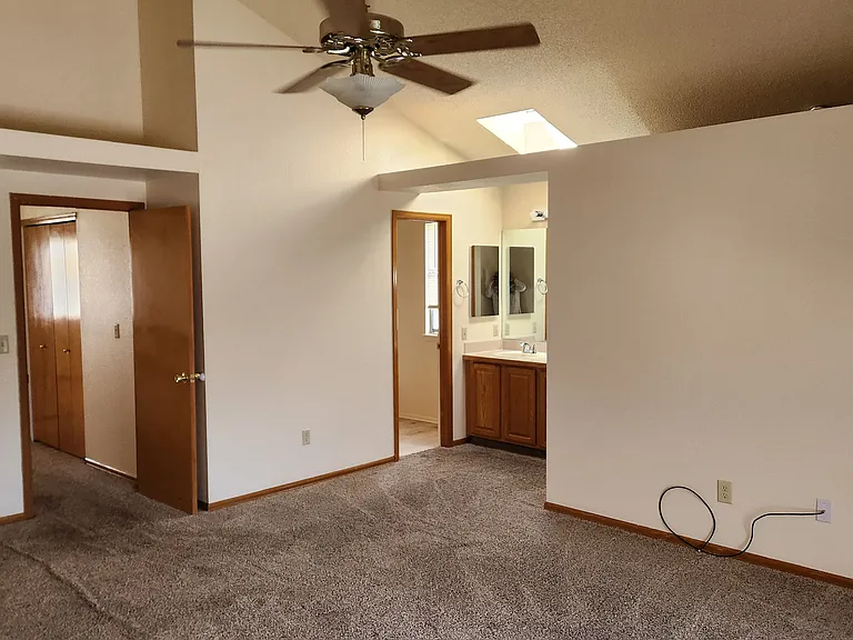 4020 Breaking Dawn St — Photo 5