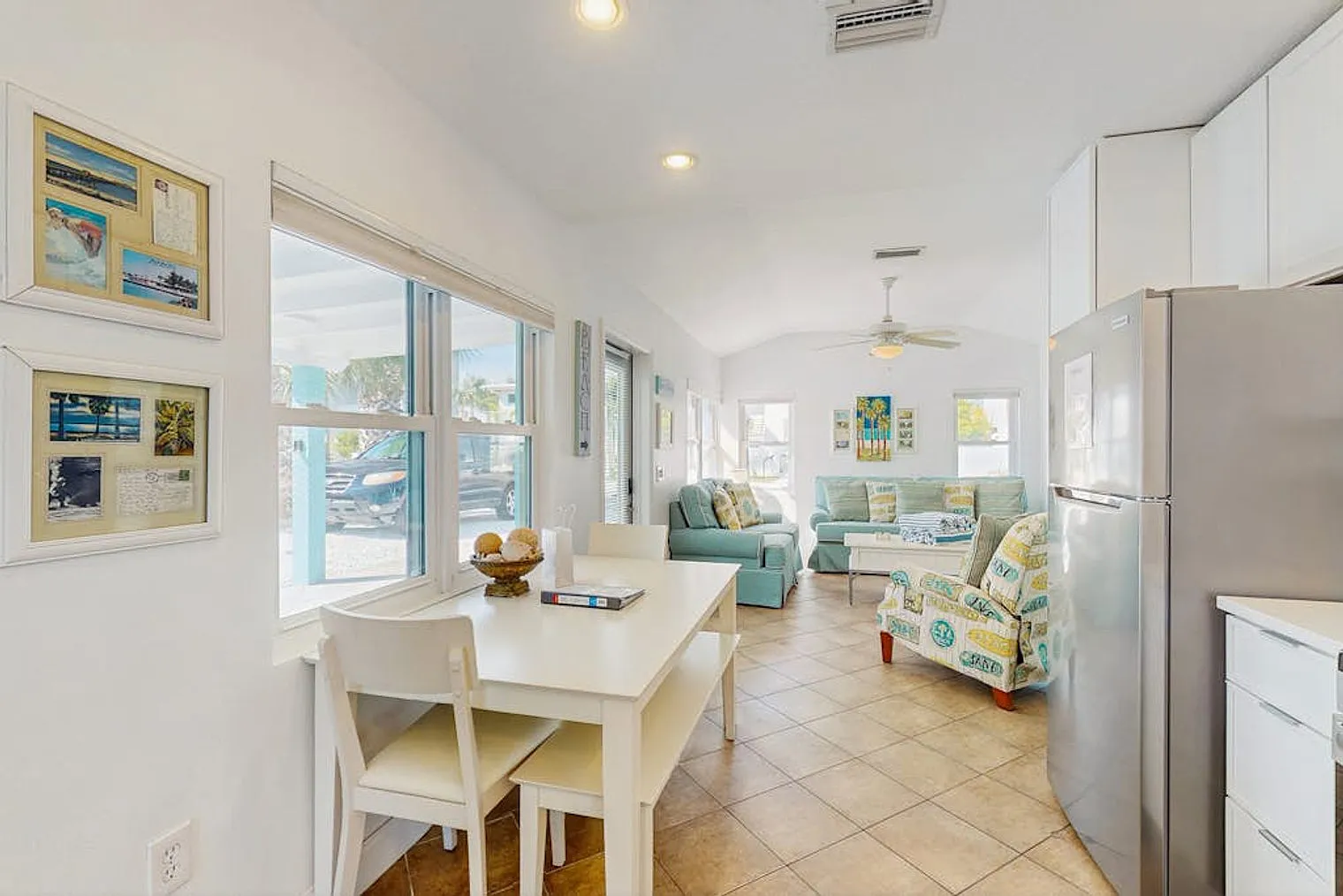 2 bed, 2.0 bath, 796 sqft, $5,657 — Photo 3