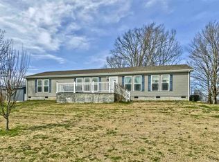 611 Pond Hill Rd, Niota, TN 37826