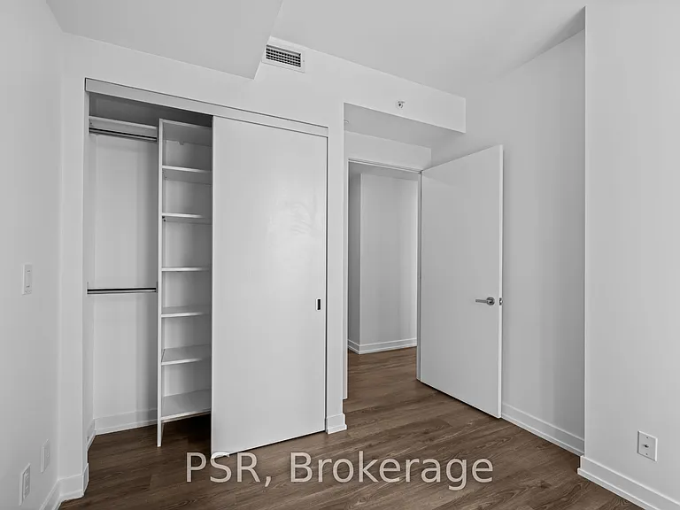 25 Ordnance St #908 — Photo 12