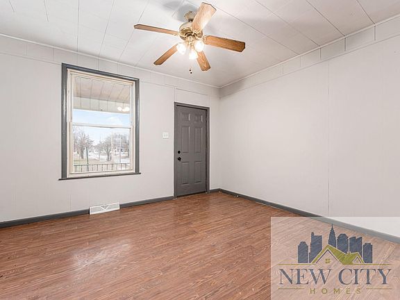 3rd image of 93 Dana Ave