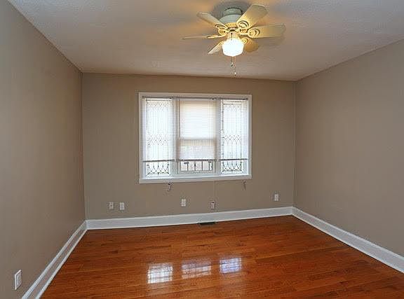3rd image of 342 Catharine St APT 1