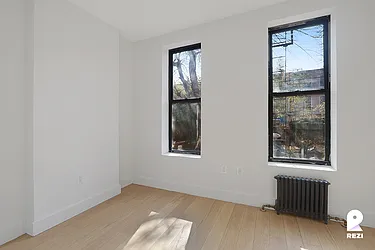 Rented by REZI