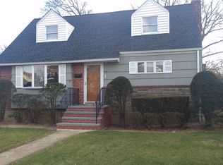 3143 Ellen Terry Dr, Oceanside, NY 11572