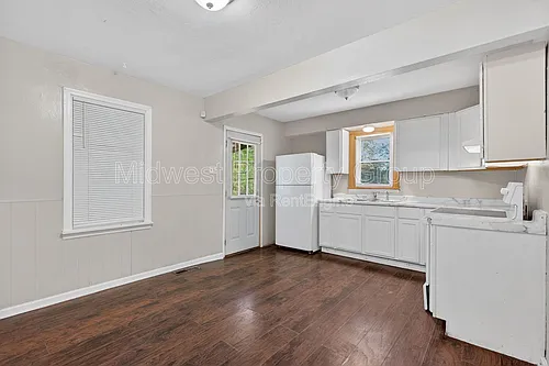 224 S Harvey Ave Photo 1