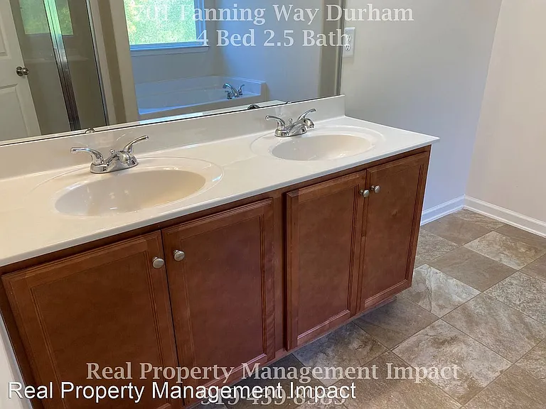 701 Fanning Way — Photo 10