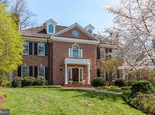 2 Oakridge Ct, Princeton, NJ 08540