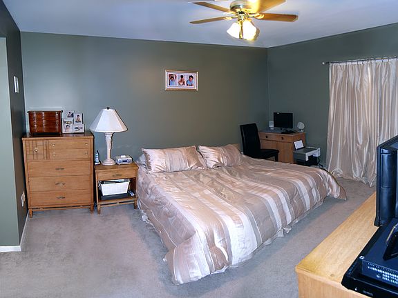 5th image of 720 Mill St Unit G15