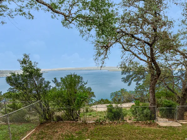 1924 Stagecoach, Canyon Lake, TX 78133