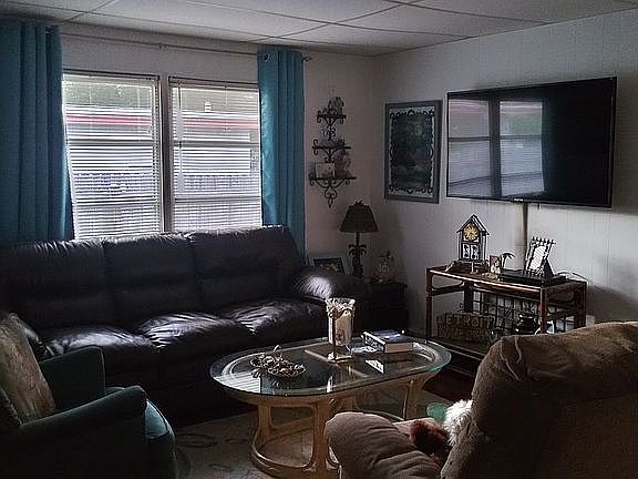 3rd image of 2641 Butterfly Dr