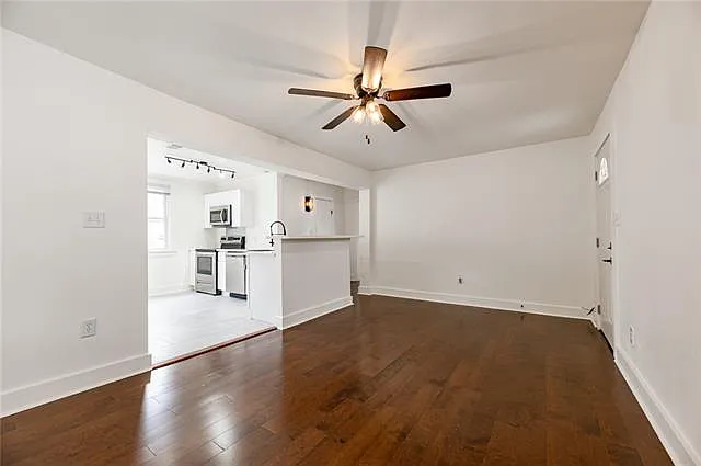 5936 General Haig St — Photo 5