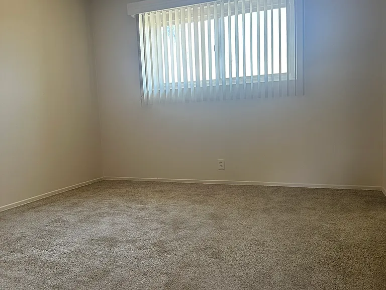 1181 E Hollyvale St — Photo 20
