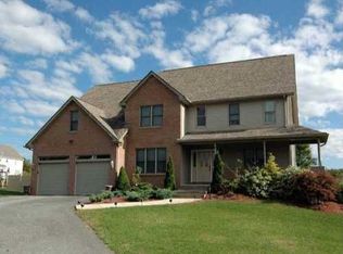 37 Steeple Ln, Lincoln, RI 02865