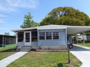 5826 Eastlake Dr, New Port Richey, FL 34653