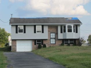 156 Cloverleaf Ct NE, Cleveland, TN 37323