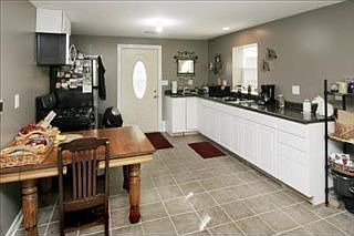 4th image of 19 Little Long Lake Dr
