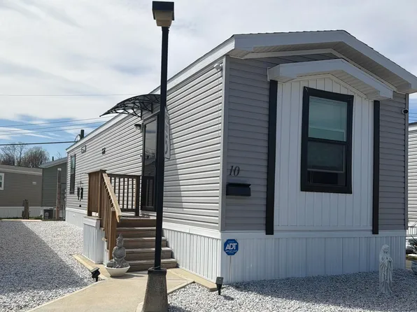 10 Avenue B, Hazlet, NJ 07734