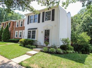 8194 Curving Creek Ct, Springfield, VA 22153