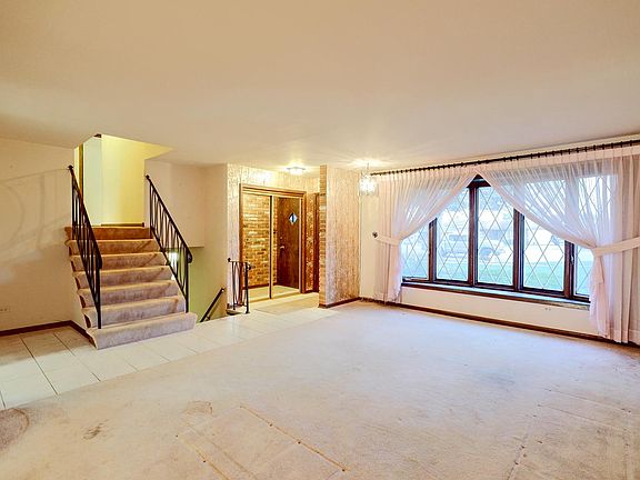 4th image of 8854 W 97th Pl