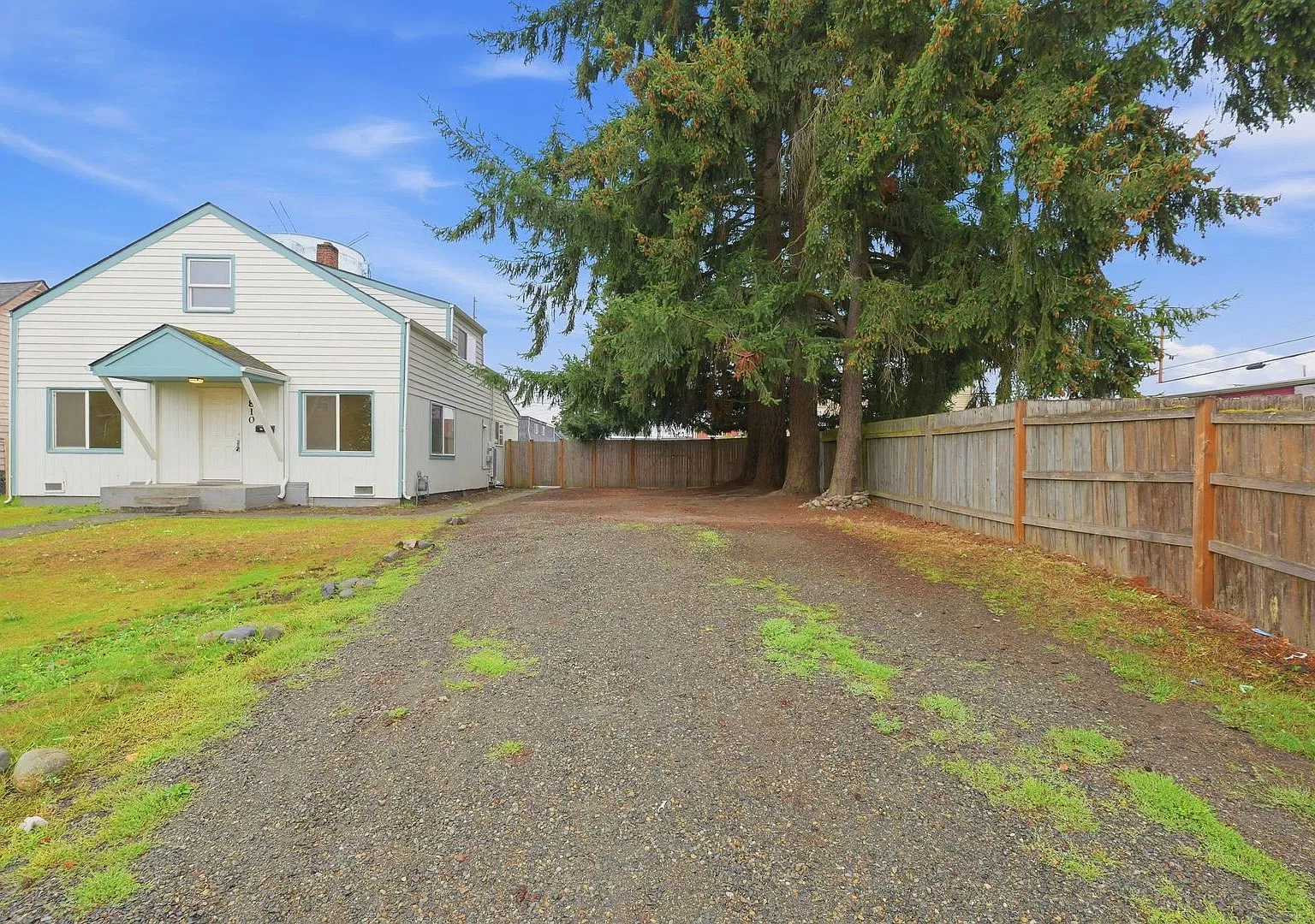 Tacoma Home with Huge Fenced Yard on Double Lot — Photo 3