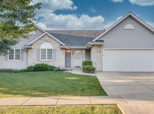 6846 55th St, Kenosha, WI 53144