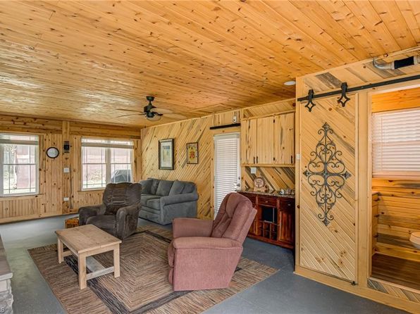 8958 Lasater Rd, Clemmons, NC 27012