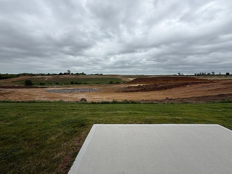 7020 Caravan Dr — Photo 16