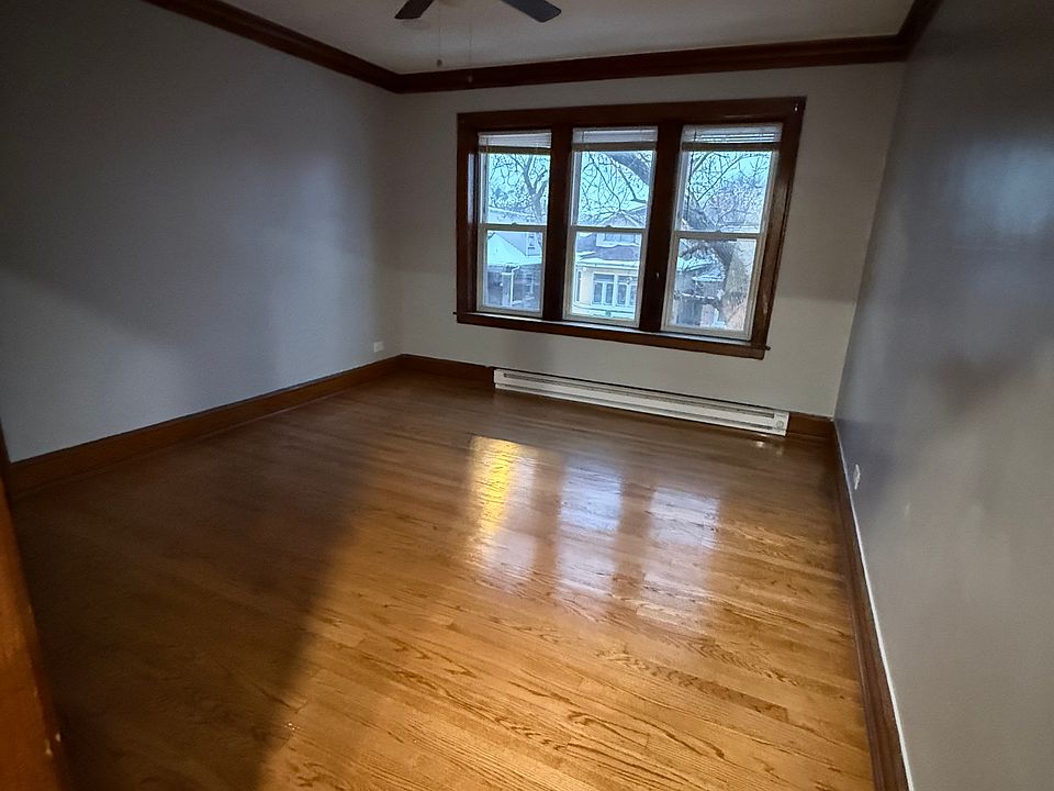 1st image of 1637 N Laramie Ave Unit 2A