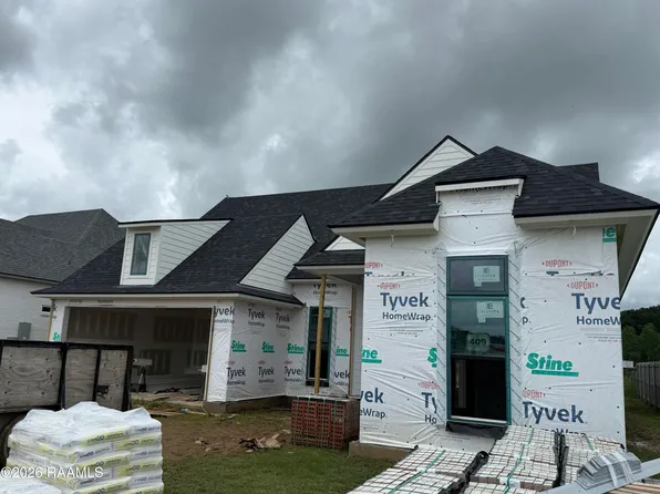 409 Whispering Meadows Rd, Broussard, LA 70518
