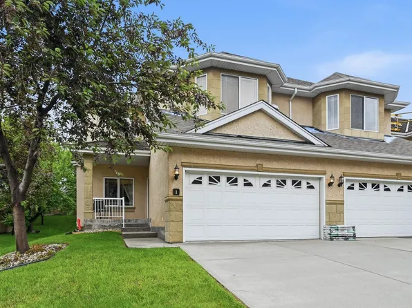 577 Butterworth Way NW #1, Edmonton, AB T6R 2Y2