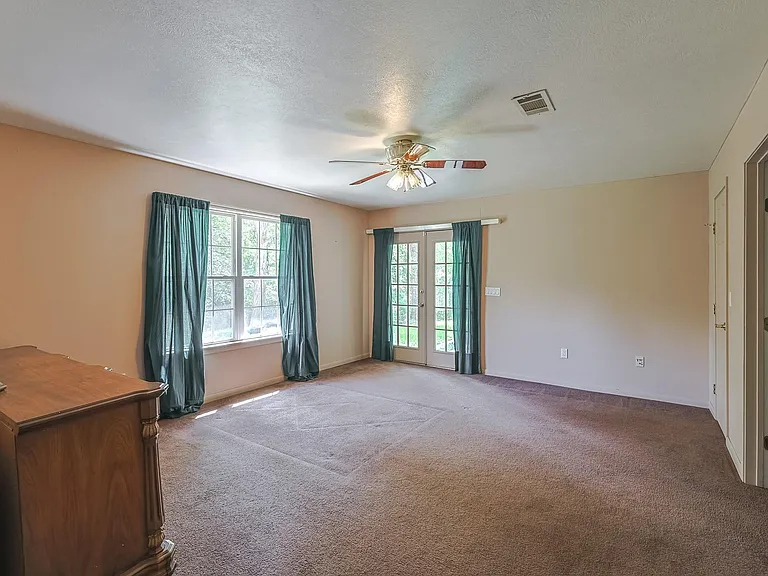 8 Vick Rd — Photo 20