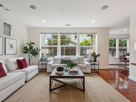 4th image of 6 Sycamore Court