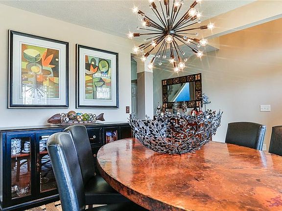 3rd image of 4732 Garnet Cir