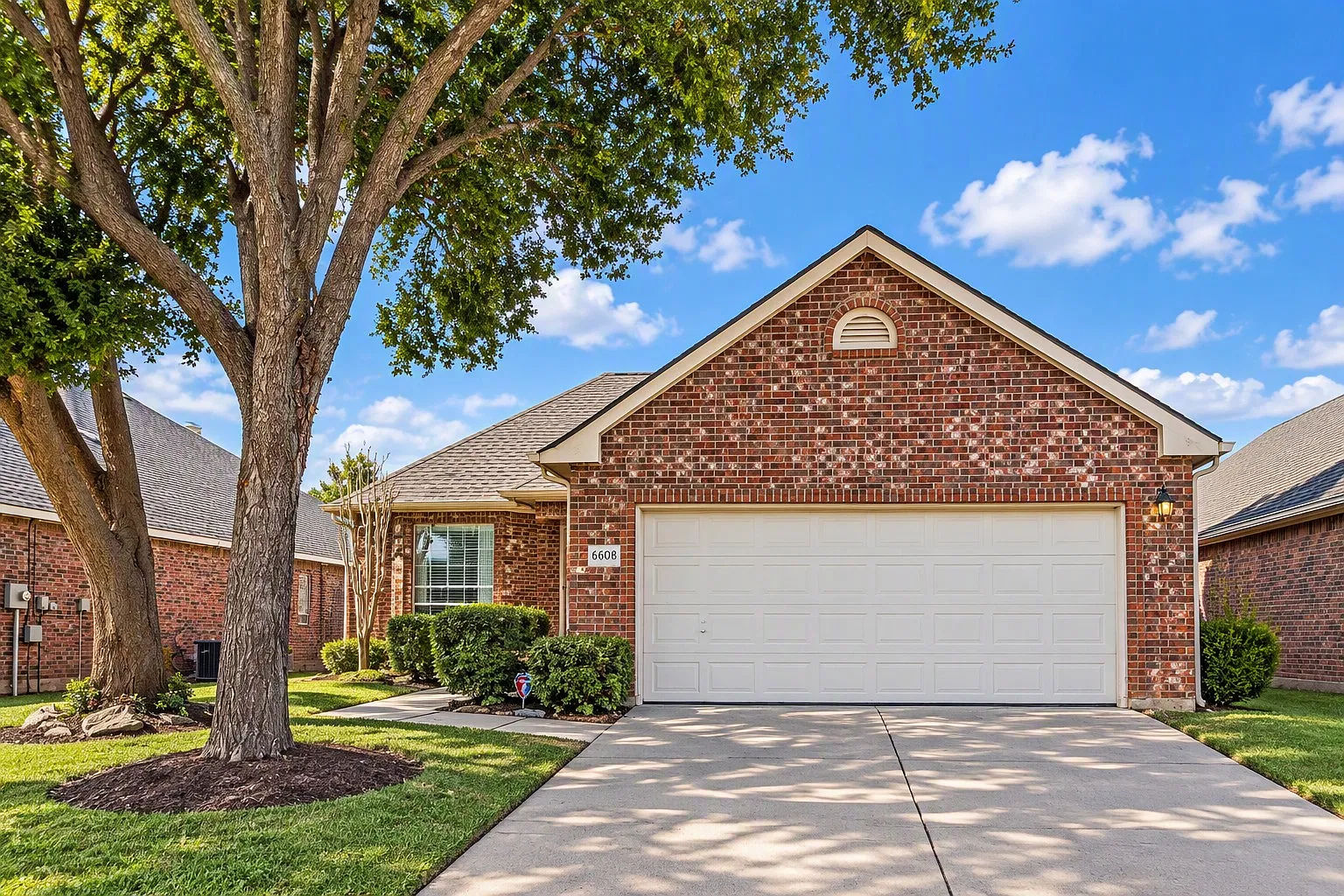 3 bed, 1781 sqft, $2,300 — Photo 1