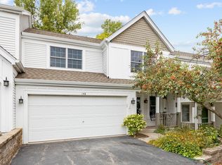 148 Spring Ct N, Carpentersville, IL 60110