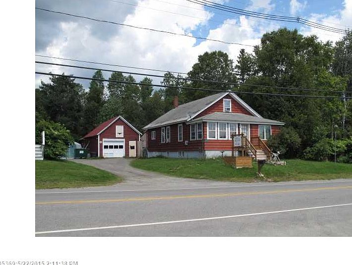 2nd image of 2739 Main St
