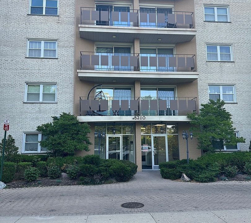 8210 Elmwood Ave APT 111, Skokie, IL 60077 Zillow