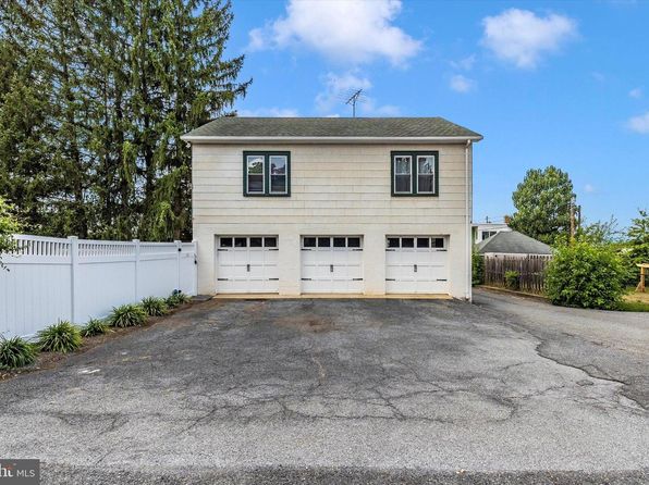 35A E Main St