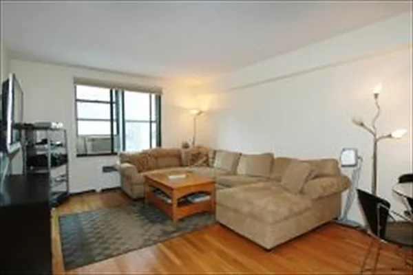 Sold by Kleier Residential | media 24