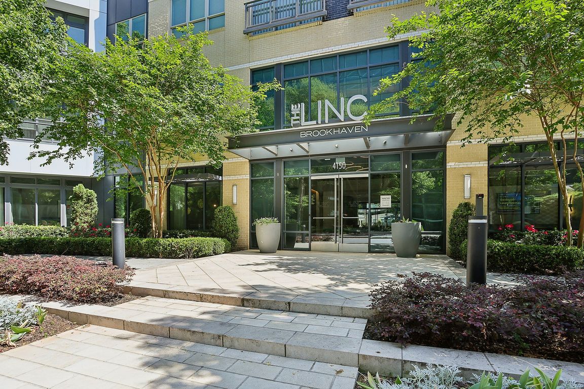 The Linc Brookhaven