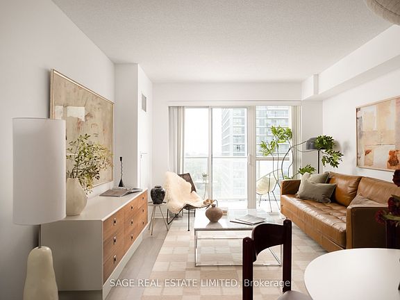 4th image of 275 Yorkland Rd Unit 1805