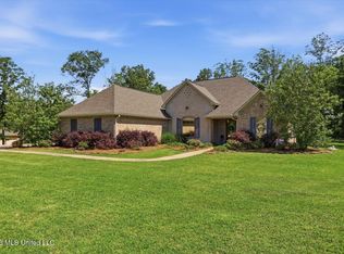 736 Clover Ridge Way, Brandon, MS 39047