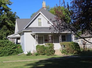 209 N 7th St, David City, NE 68632