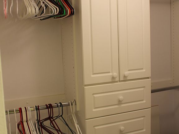4th image of 5207 S Atlantic Ave APT 924
