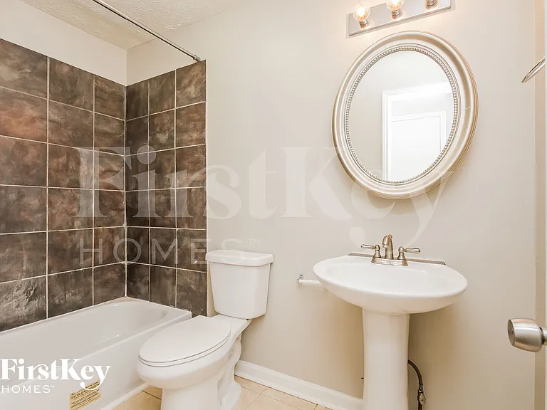 2475 Smith Ave SW — Photo 17