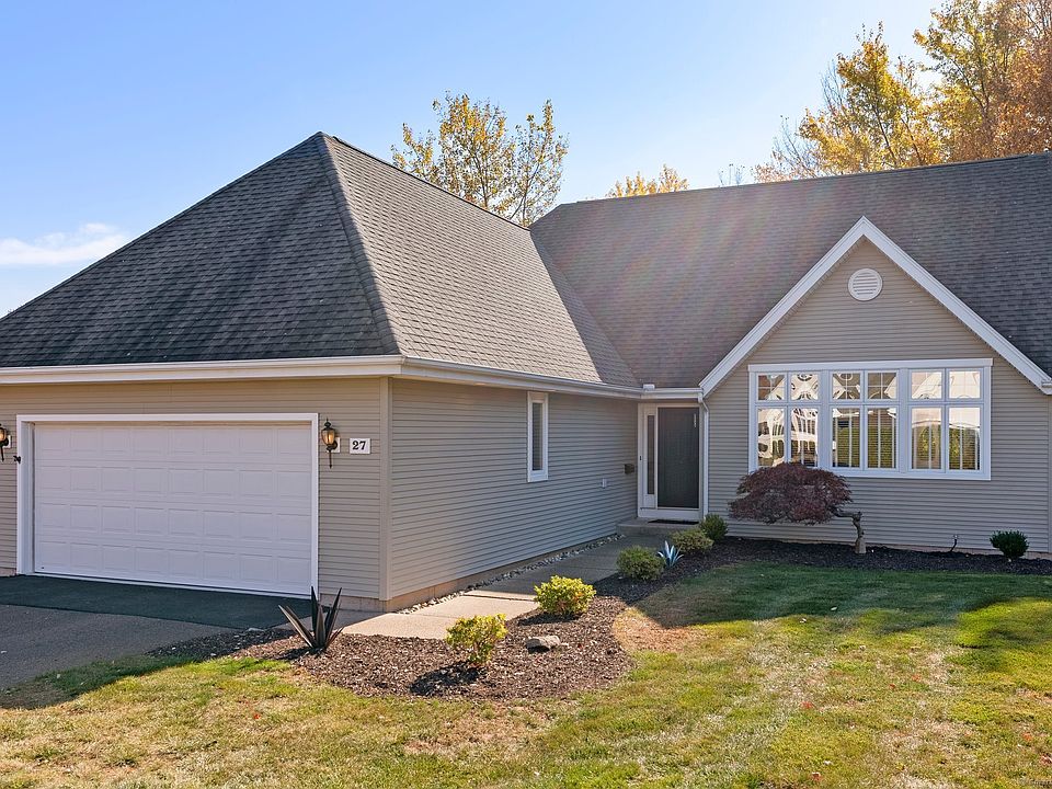 1st image of 27 Maxwell Drive #27